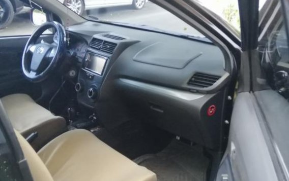 Black Toyota Avanza 2016 for sale in Automatic-4