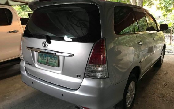 Sell Silver 2010 Toyota Innova in Quezon City-4