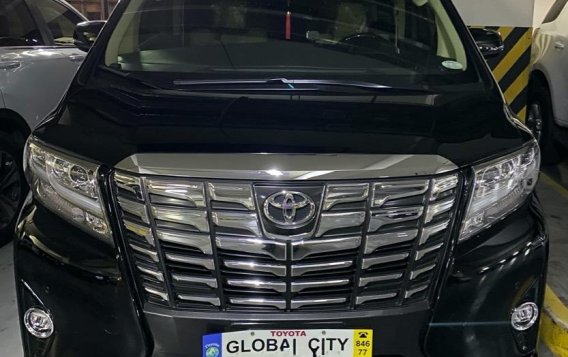 Black Toyota Alphard 2015 for sale in Automatic-1