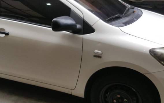 White Toyota Vios 2012 for sale in Manual-2