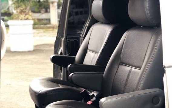 Sell Silver 2004 Toyota Previa in Manila-5
