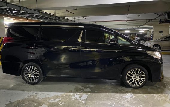 Black Toyota Alphard 2015 for sale in Automatic-7