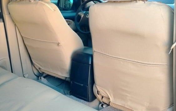 Pearl White Toyota Fortuner 2014 for sale in Quezon City -9