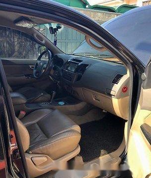 Black Toyota Fortuner 2013 Automatic for sale -12