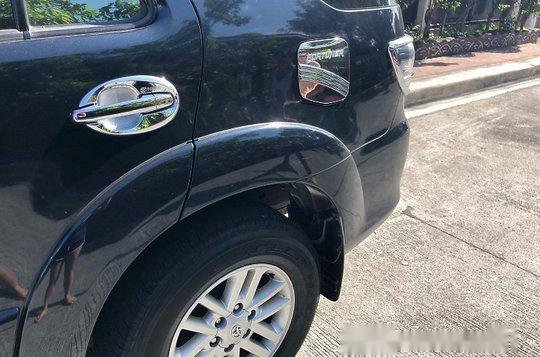 Black Toyota Fortuner 2013 Automatic for sale -9