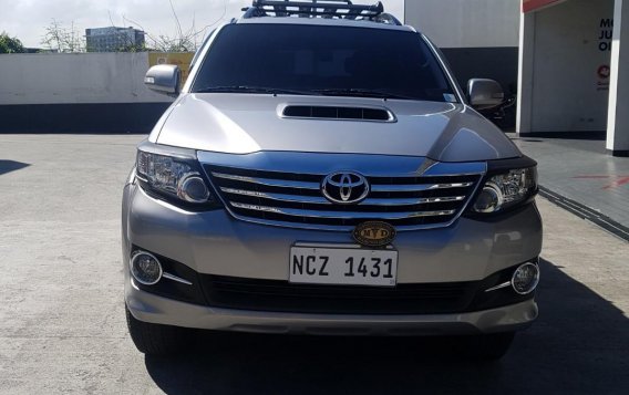 Selling Grey Toyota Fortuner 2016 in Quezon City-8