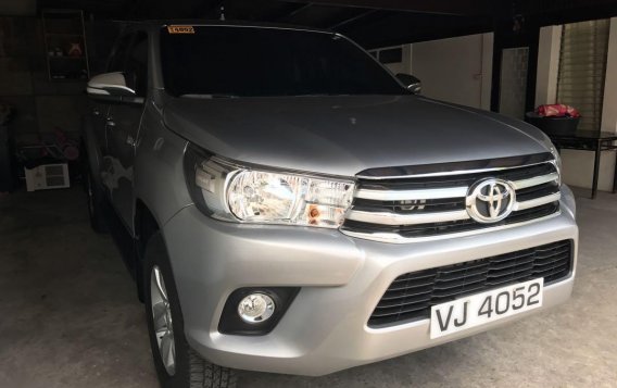 Sell 2016 Toyota Hilux in Quezon City-3