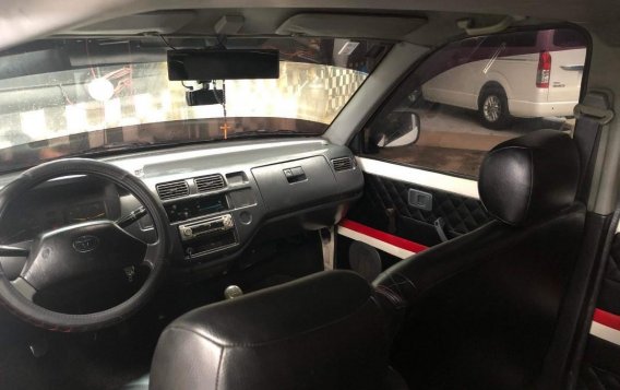 Sell 2003 Toyota Revo in Mandaluyong-6