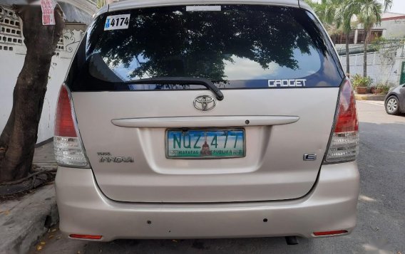 Selling Silver Toyota Innova 2010 in Quezon City-4