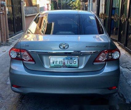 Selling Silver Toyota Corolla Altis 2012 in Pasay-1
