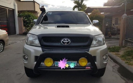 Sell 2011 Toyota Hilux in San Fernando-4