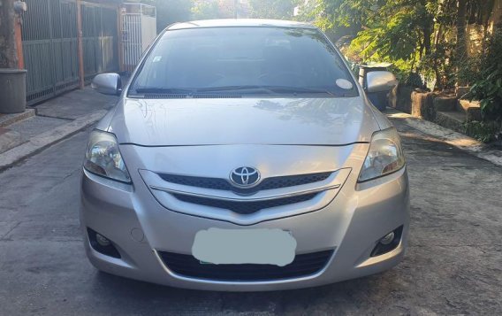 Selling Silver Toyota Vios 2000 in Makati