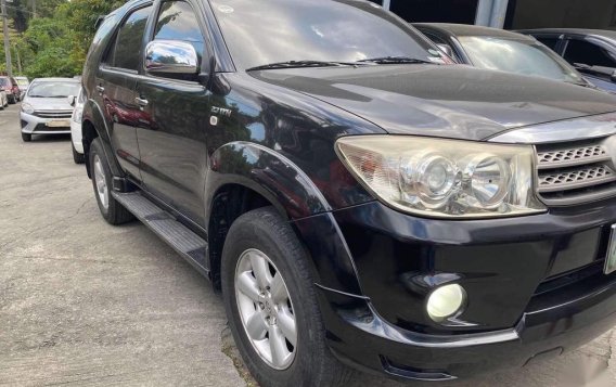 Selling Toyota Fortuner 2009 in Pasig