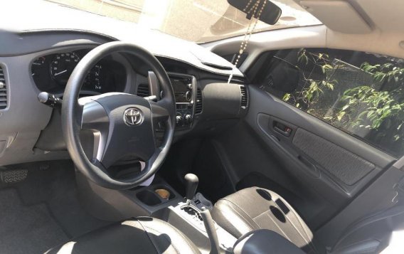 Selling Silver Toyota Innova 2015 in Dasmarinas-6