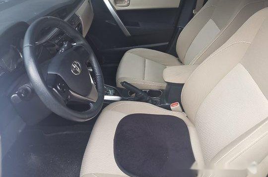 Selling Toyota Corolla Altis 2014 at 49000 km-2