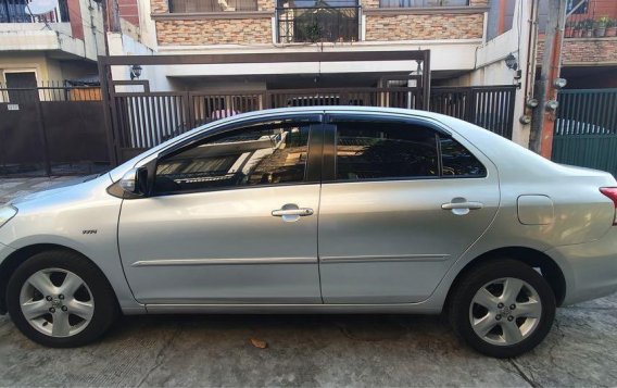 Selling Silver Toyota Vios 2000 in Makati-2