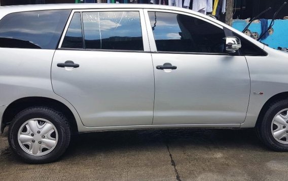 Toyota Innova 2011 for sale in Manila-2