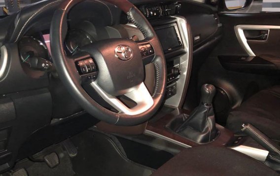 Sell White 2019 Toyota Fortuner in Manila-2