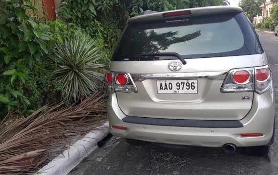 Toyota Fortuner 2014 for sale in Quezon City-3