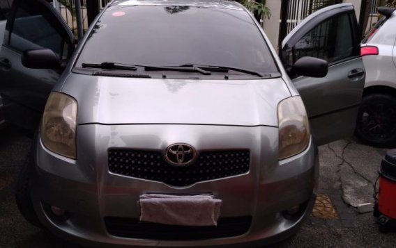 Sell Grey 2009 Toyota Yaris in Quezon -1