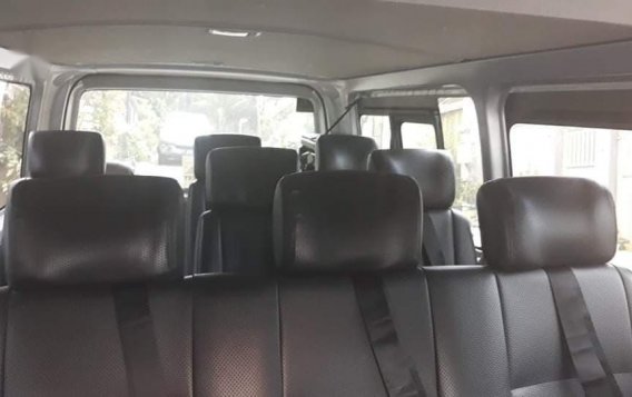 Selling Silver Toyota Hiace 2016 in Antipolo-7