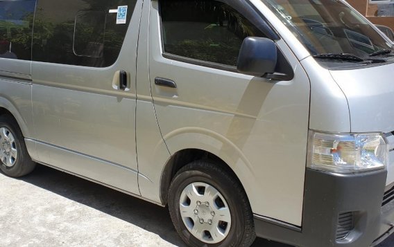 Toyota Hiace 2018 for sale in Cebu City -2