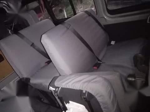 Selling Toyota Hiace 2017 in Quezon City-5