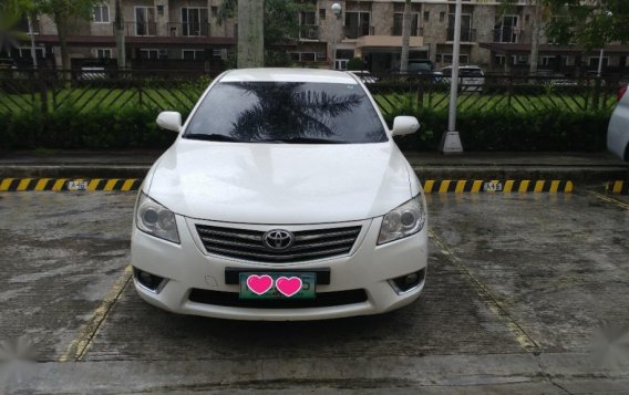 Selling White Toyota Camry 2009 in Bacolod-2