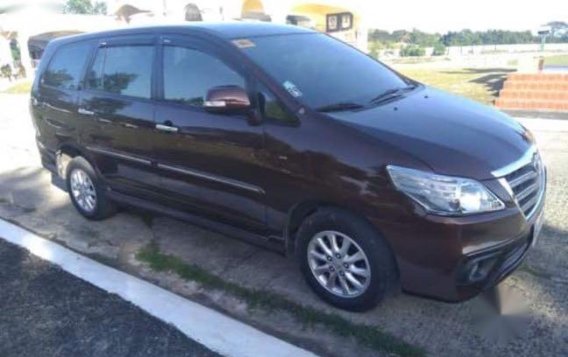 Selling Black Toyota Innova 2015 in Manila