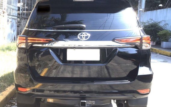 Black Toyota Fortuner 2018 for sale in Mandaluyong-3