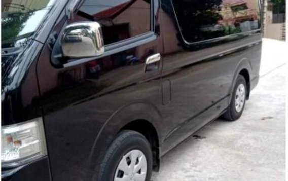 Selling Black Toyota Hiace 2018 in Manila-8