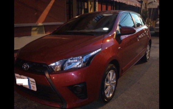 Red Toyota Yaris 2015 Hatchback for sale in Manila-3