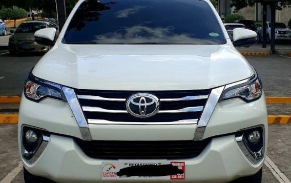 Selling White Toyota Fortuner 2019 in Cebu City