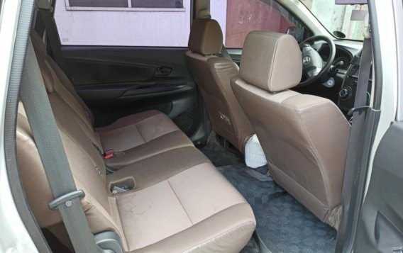 Selling Silver Toyota Avanza 0 in Manila-6