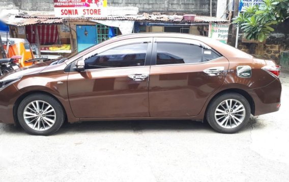 Sell Brown 0 Toyota Corolla altis in Manila-4