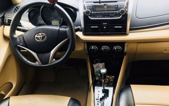 Selling Orange Toyota Vios 2014 in Las Piñas-6