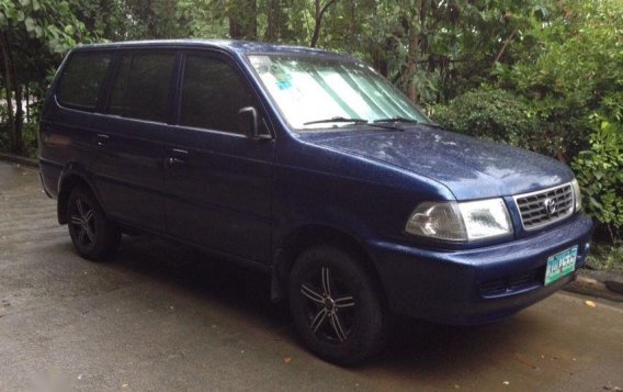 Selling Blue Toyota Revo 2002 in Bacoor