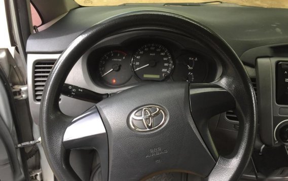 Selling Silver Toyota Innova 2016 in Santa Rosa-1