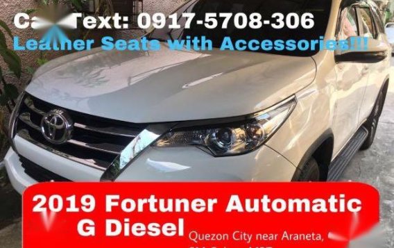 Selling White Toyota Fortuner in Manila