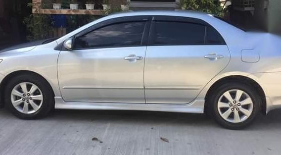 Silver Toyota Corolla 2014 for sale in Quezon City-1