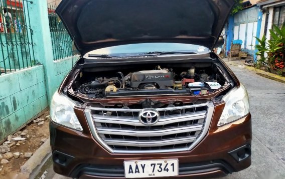 Brown Toyota Innova 2014 for sale in Manila-4
