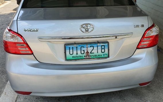 Selling Grey Toyota Vios 2012 in Quezon City-3