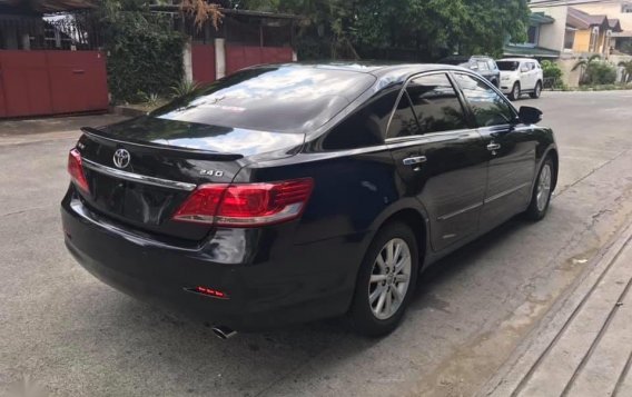 Sell Black 2010 Toyota Camry in Banawe-4