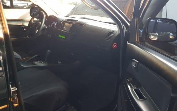 Black Toyota Fortuner 2016 for sale in Quezon City-8