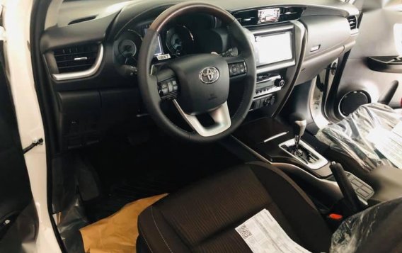 White Toyota Fortuner 2020 for sale in Manila-5