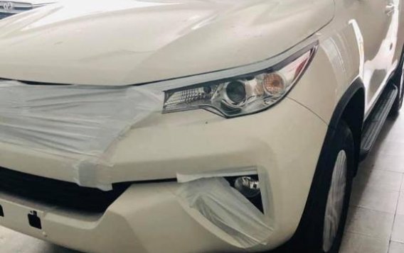 White Toyota Fortuner 2020 for sale in Manila-8