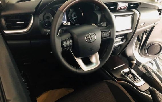 White Toyota Fortuner 2020 for sale in Manila-1