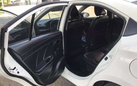 Selling White Toyota Vios 2017 in Taguig-7