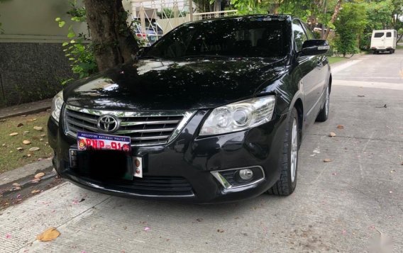 Selling Black Toyota Camry 2011 in Manila