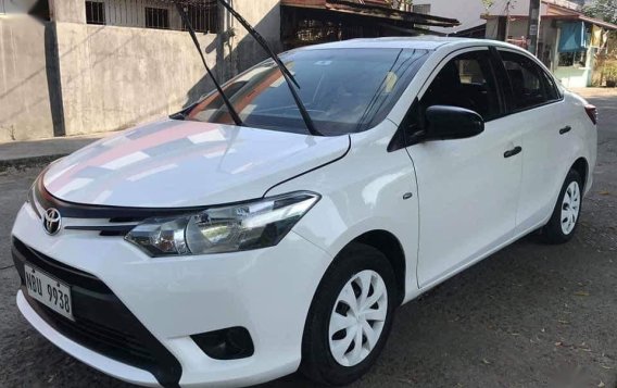 Selling White Toyota Vios 2017 in Taguig